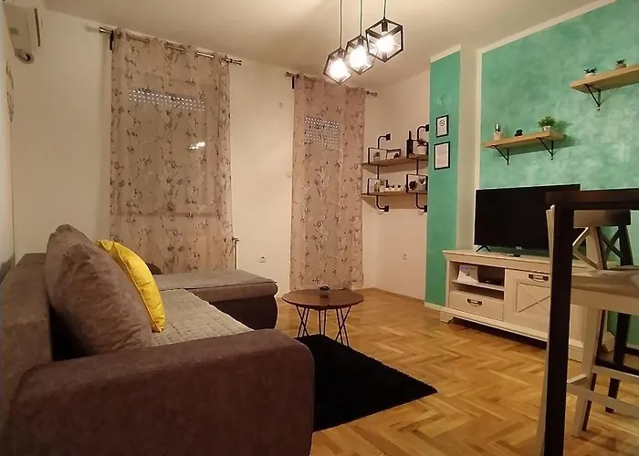 Daniris * Petrovaradin