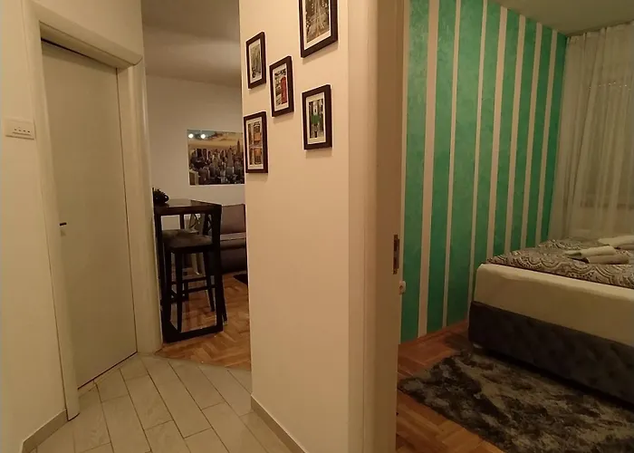 Διαμέρισμα Daniris Petrovaradin